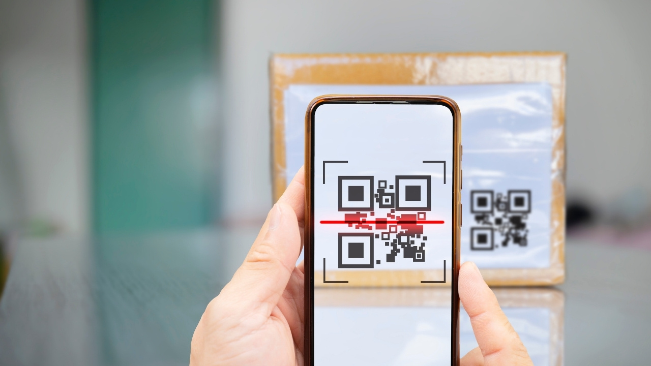 New Scam Alert: QR Code Package Scams